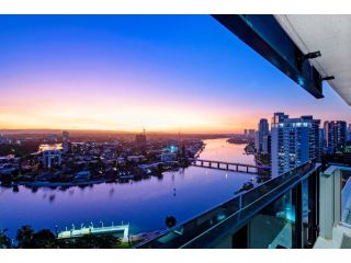 Circle on Cavill Surfers Paradiseâ€“ 2 Bedroom Ocean View Family - KIDS STAY FREE Apartment, Gold Coast - 1