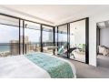 Sealuxe - Central Surfer Paradise - Spacious Ocean View King Spa Apartment Apartment, Gold Coast - thumb 3
