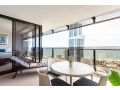 Sealuxe - Central Surfer Paradise - Spacious Ocean View King Spa Apartment Apartment, Gold Coast - thumb 14