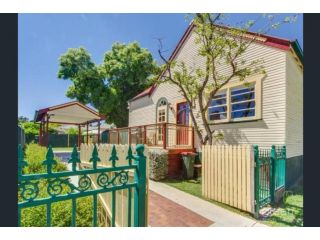 Bright 3-bedroom apartment - Central Armidale Apartment, Armidale - 2