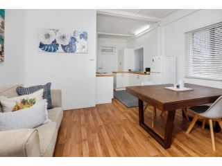 Easy Going Holiday Unit on McKenzie MK6 Apartment, Cairns - 3
