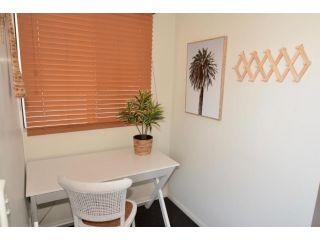 City Stadium One Bedroom Luxe Apartment, Townsville - 5