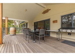 Clarabelle Cottage Guest house, Elizabeth Beach - 5