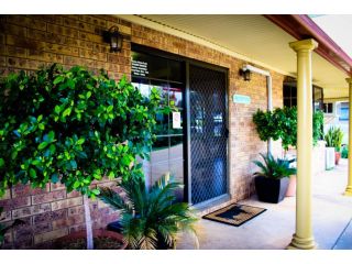 Clermont Country Motor Inn Hotel, Queensland - 1