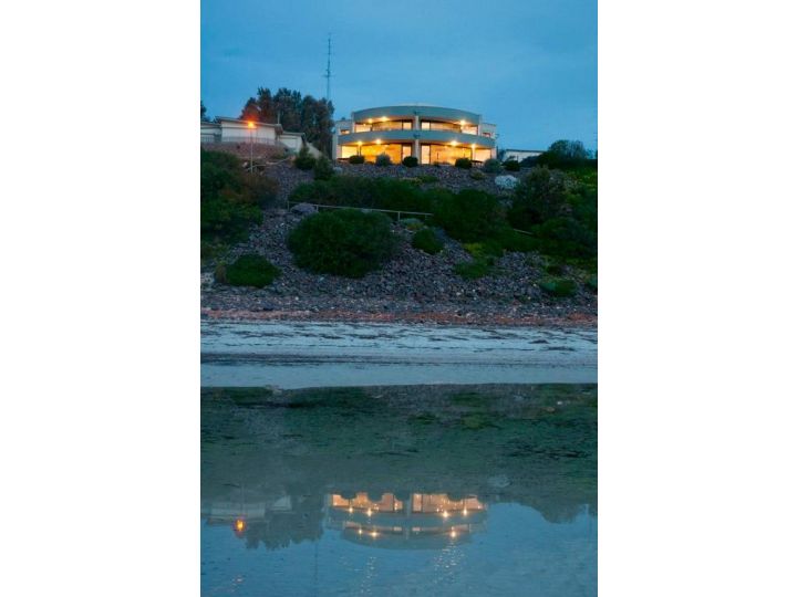 Cliff House Beachfront Villas Apartment, South Australia - imaginea 3