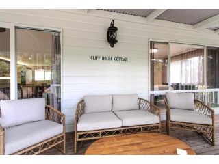 Cliff House Cottage Guest house, Metung - 2