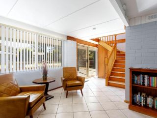 Close To The Myall River - Pet Welcome Guest house, Hawks Nest - 3