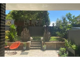 Close to Westmead Hospital (1500metres) Apartment, New South Wales - 3