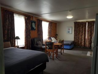 Clunes Motel Hotel, Victoria - 2