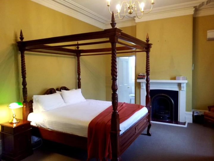 Clydesdale Manor Bed and breakfast, Sandy Bay - imaginea 14