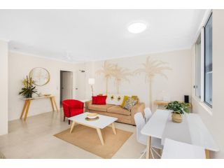 Coastal Unit with Patio, Pool, BBQ and Parking Apartment, Gold Coast - 2
