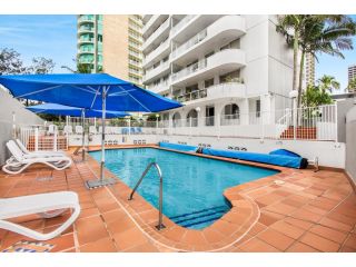Coastal Unit with Patio, Pool, BBQ and Parking Apartment, Gold Coast - 1