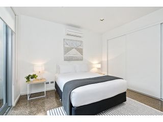 Cogens Two Bedroom Townhouse Guest house, Geelong - 1