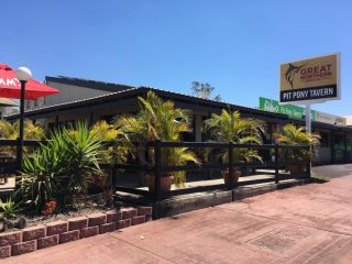 Collinsville Motel Hotel, Queensland - 3