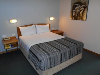 Cannon Park Motel Hotel, Cairns - 1