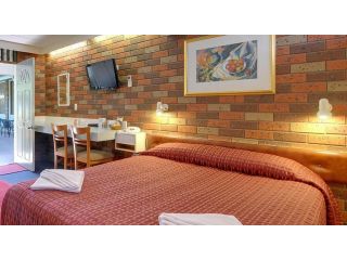 Cedar Lodge Motel Hotel, Morwell - 4