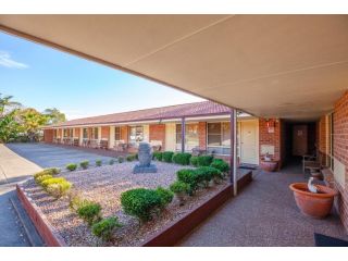 Lake Macquarie Motor Inn Hotel, Belmont - 4
