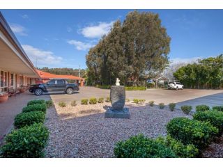 Lake Macquarie Motor Inn Hotel, Belmont - 1