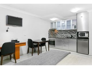 Comfort Inn & Suites Burwood Aparthotel, Sydney - 3