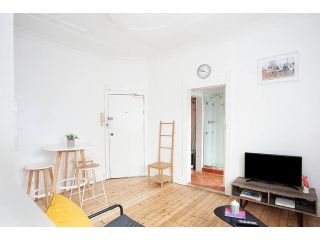 Comfortable 1Bed Unit Right Near Bondi Beach - FAST WIFI For Working At Home Apartment, Sydney - 3