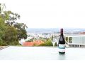 Comfortable Home With Wifi, Parking and Views Apartment, Royal Park - thumb 2