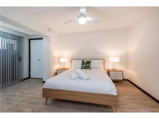 Comfortable 1 Bedroom Apartment in South Perth Apartment, Perth - 5