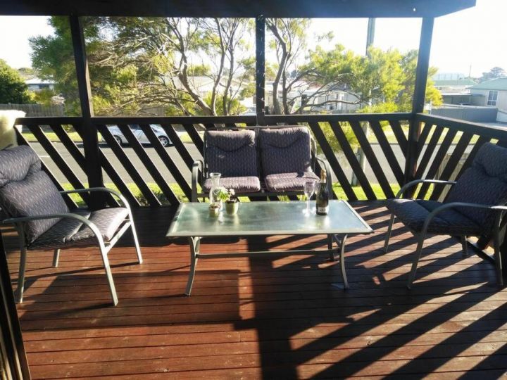 Comfy private child friendly house near the ferry Guest house, Devonport - imaginea 20