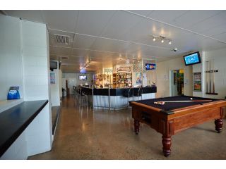 Commercial Hotel Hotel, Charters Towers - 1
