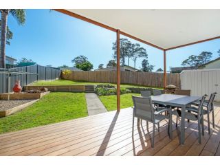 Concordia - Pet Friendly - 5 Mins to Hyams Beach Guest house, Erowal Bay - 1