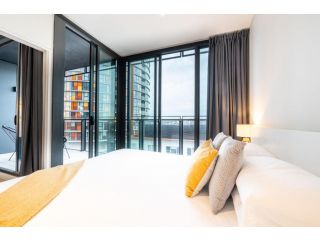 Contemporary 2-Bed Apartment Minutes to City Apartment, Sydney - 5