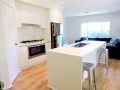 Contemporary Cove - Quindalup Guest house, Quindalup - thumb 7