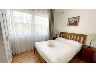 Ausmine Affordable 2BR Self Contained Flats Guest house, Sydney - 5