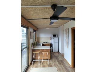 Cooinda Eco Holiday Village Apartment, American River - 5