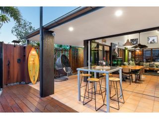 Cool Noosa Home. Central location. A/C. Gym. WIFI. Netflix Apartment, Noosa Heads - 3