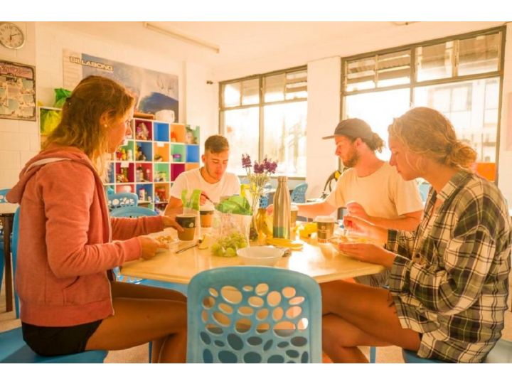 Coolangatta YHA Backpackers Hostel, Gold Coast - imaginea 9