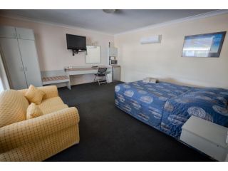 Copper City Motel Hotel, New South Wales - 3