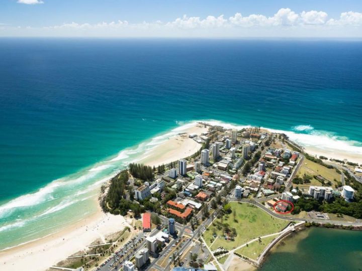 Coral Gardens unit 2 - Water views and easy walk to Twin Towns Services Club Apartment, Coolangatta - imaginea 14