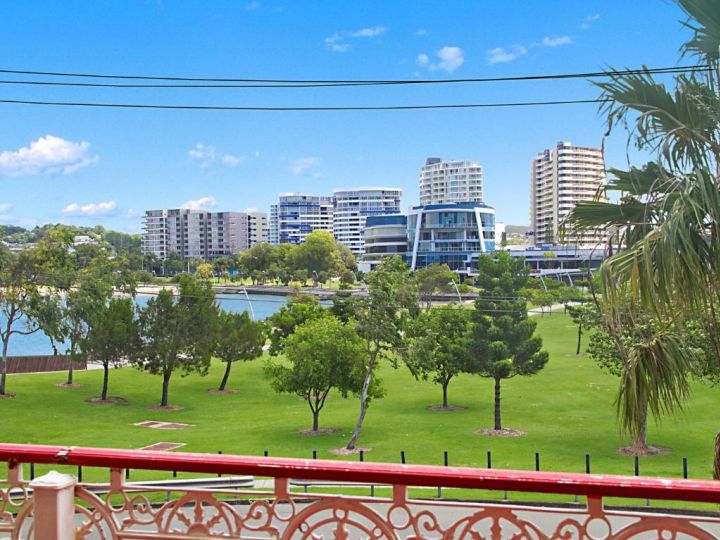 Coral Gardens unit 2 - Water views and easy walk to Twin Towns Services Club Apartment, Coolangatta - imaginea 3