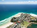 Coral Gardens unit 2 - Water views and easy walk to Twin Towns Services Club Apartment, Coolangatta - thumb 14