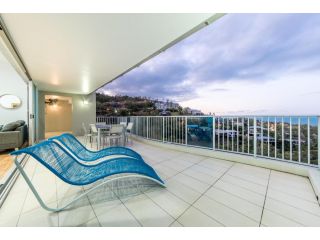 Coral View at Azure Sea Apartment, Cannonvale - 1