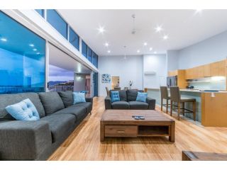 Coral View at Azure Sea Apartment, Cannonvale - 3