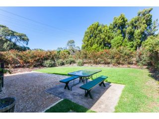 Corner Cottage Guest house, Anglesea - 3