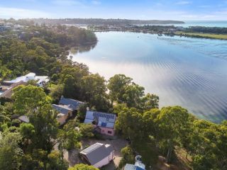 Cornwall Cottage, 3 bedroom, Fantastic View Guest house, Merimbula - 5