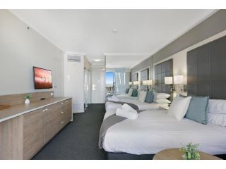 Cosy 2-Bed Central Studio Apartment With Views Hotel, Gold Coast - 5