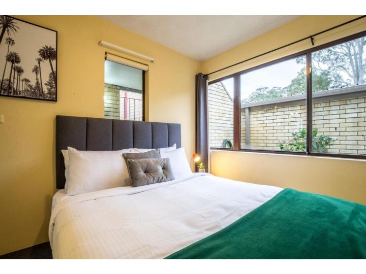 Cosy 3-bed Unit Steps from the Beach Apartment, Batemans Bay - imaginea 3