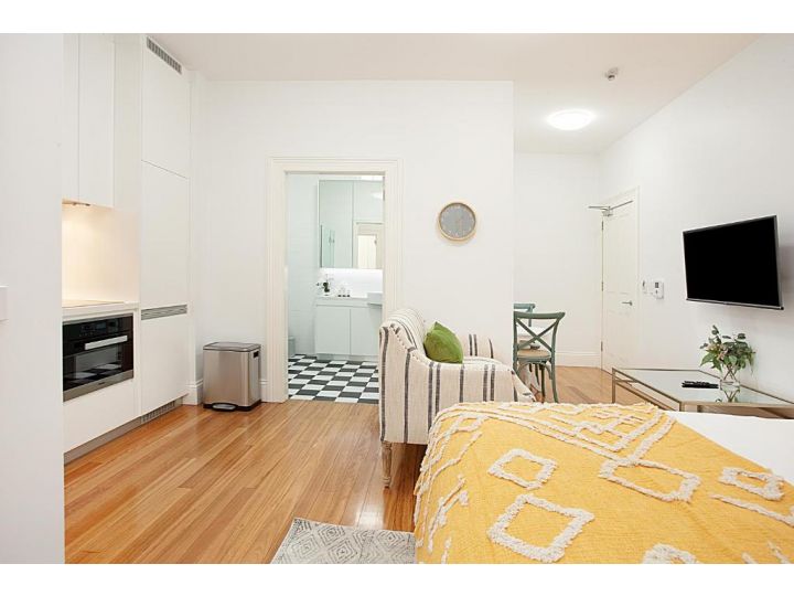 Funky Inner West Studio with Private Patio Apartment, Sydney - imaginea 1