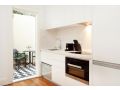 Funky Inner West Studio with Private Patio Apartment, Sydney - thumb 6