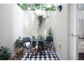 Funky Inner West Studio with Private Patio Apartment, Sydney - thumb 11