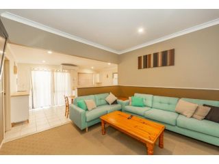 Cottage 20 - 3 Bedroom - Lake Hume Resort Guest house, Albury - 4