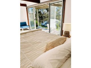 Cottage in Paradise at Daleys Point Guest house, Booker Bay - 5